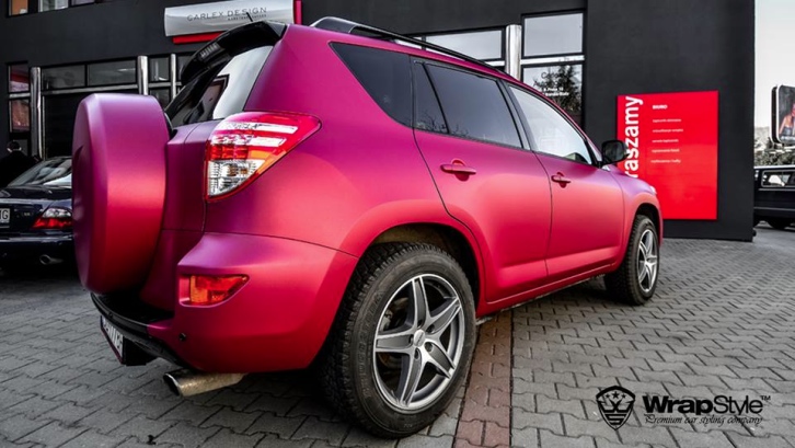 toyota-rav4-gets-cherry-red-wrap-and-nice-rims-65968-7.jpg