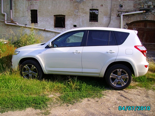 RAV4 ritiro lato.JPG