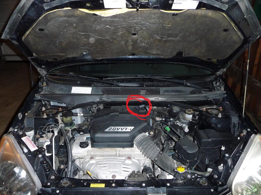 2001_Rav4_Engine.JPG